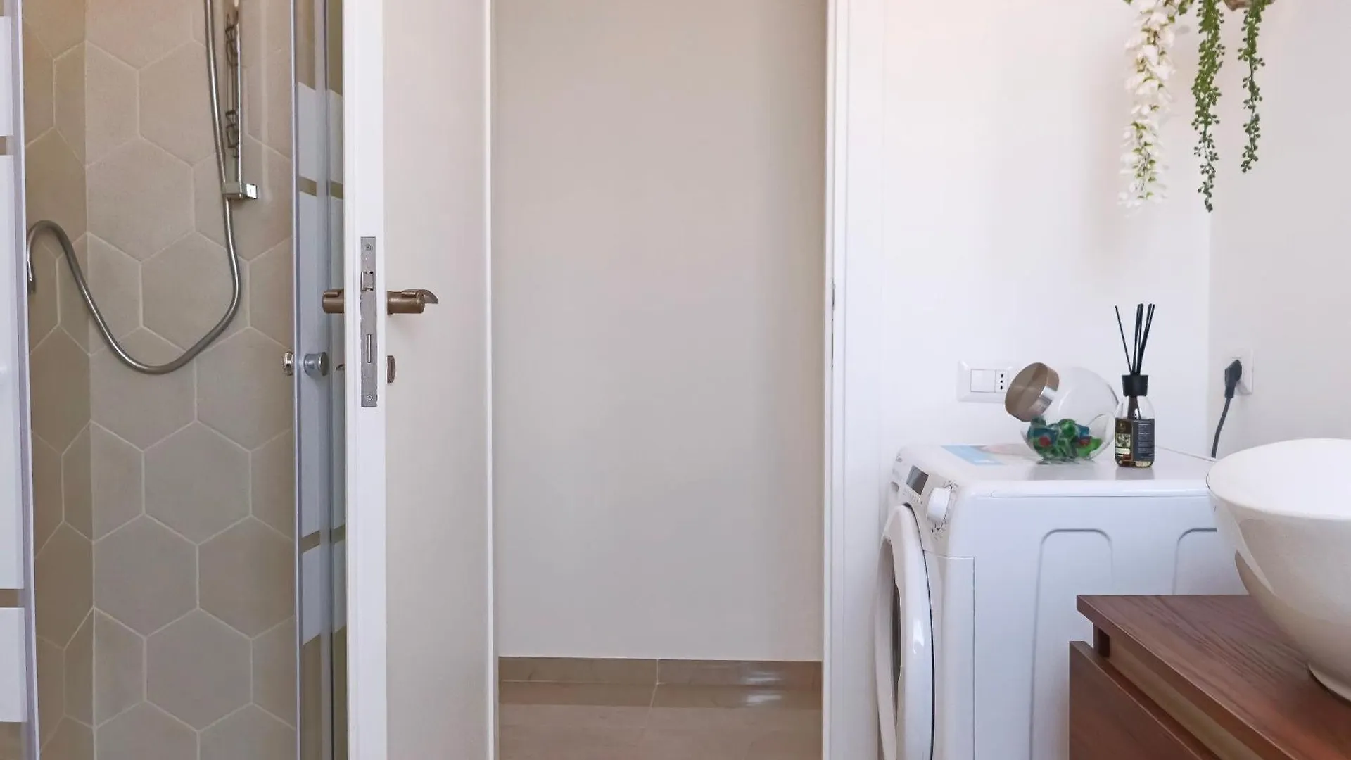 Residenza Lucano - Appartamento Green Monserrato